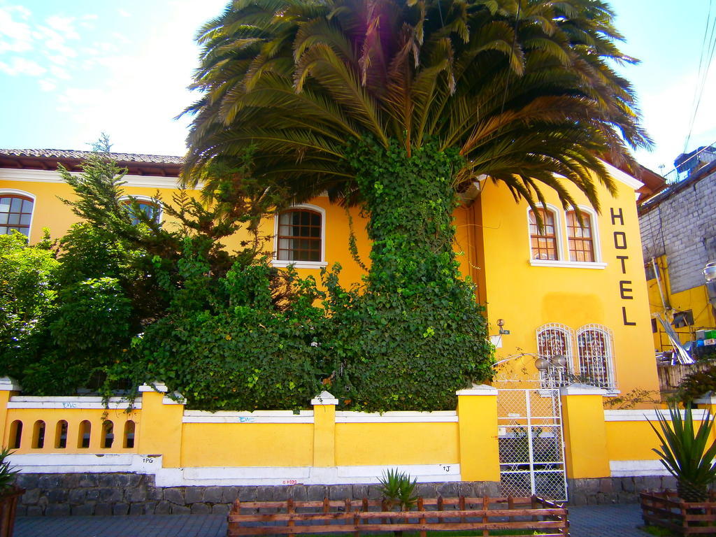 קיטו The Yellow House מראה חיצוני תמונה