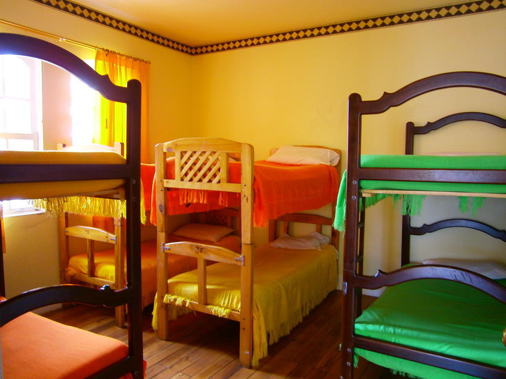 קיטו The Yellow House חדר תמונה