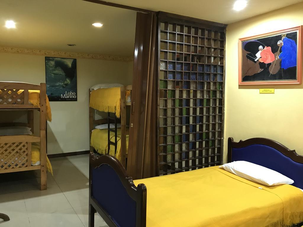 קיטו The Yellow House מראה חיצוני תמונה