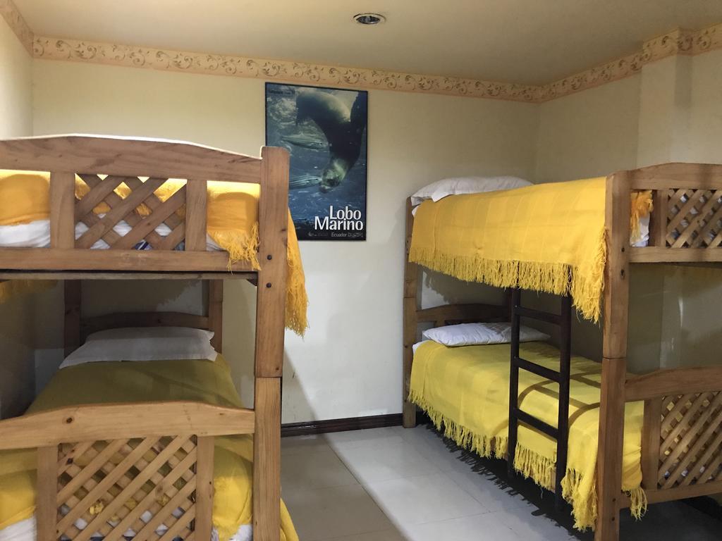 קיטו The Yellow House מראה חיצוני תמונה